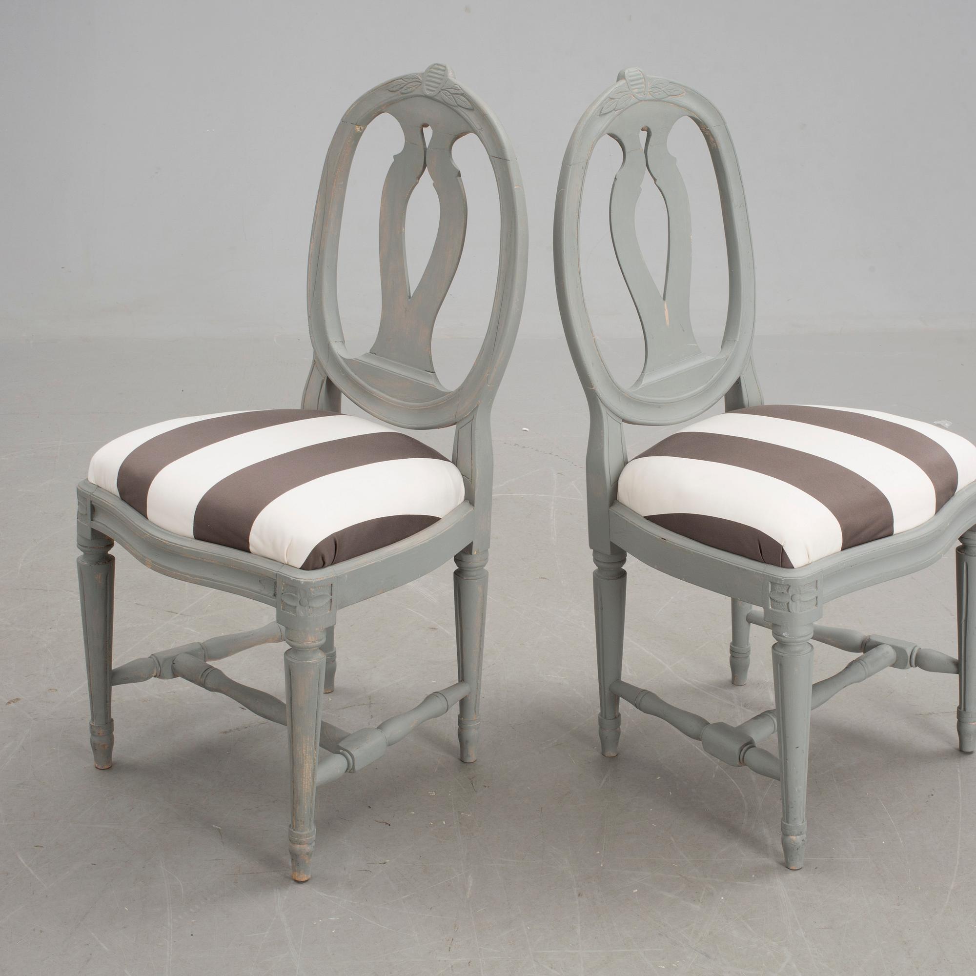 STOLAR, ett par, Gustaviansk stil, 1900-tal.