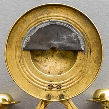 A PAIR OF ART NOUVEAU STYLE BRASS WALL LIGHTS, first half of the 20th century.