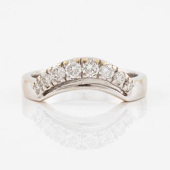 Ring, 18K white gold set with brilliant-cut diamonds.