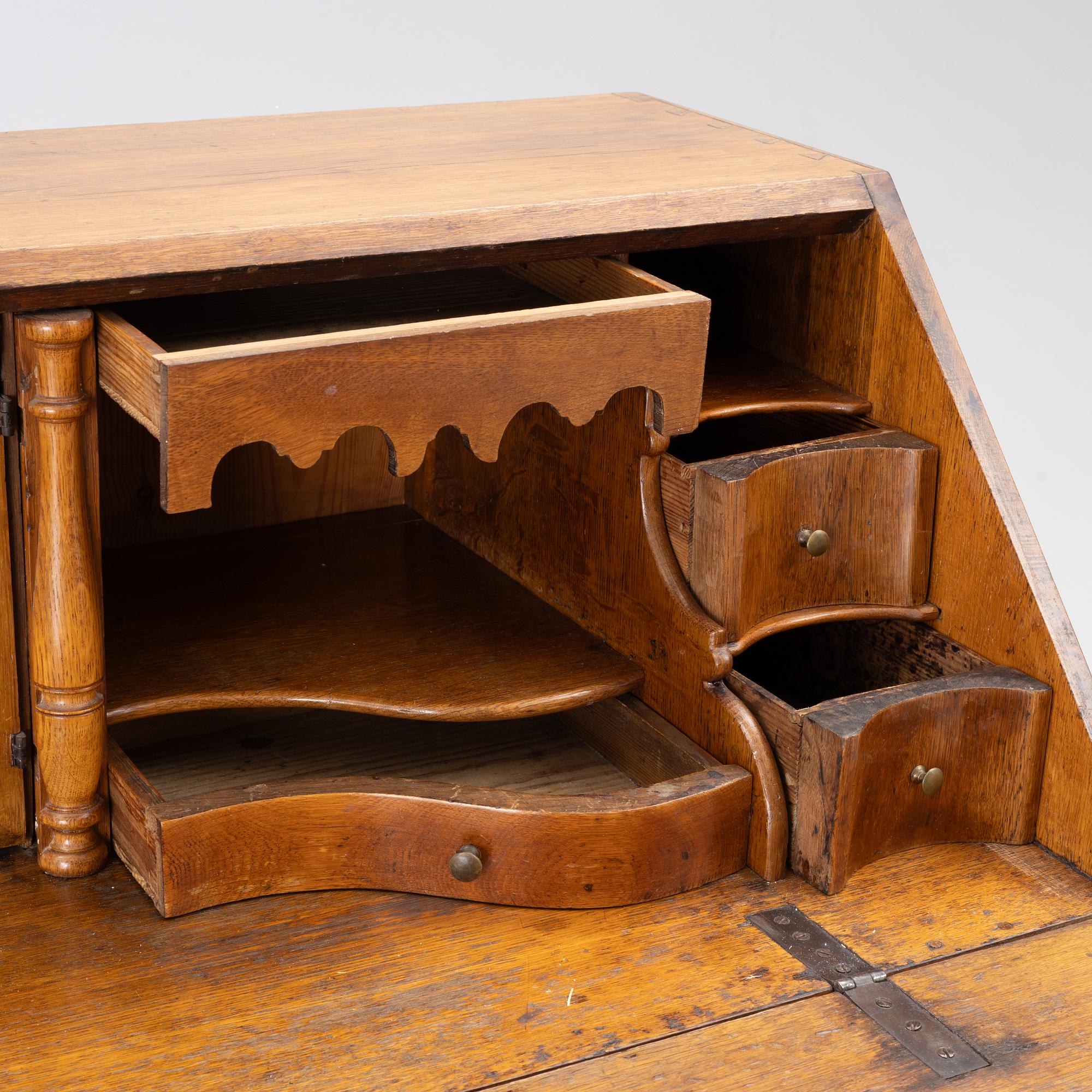 Secretary, 18th century.