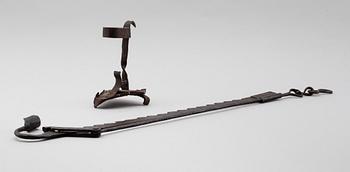 LJUSSTAKAR, 2 st, smide, 1700-/1800-tal.