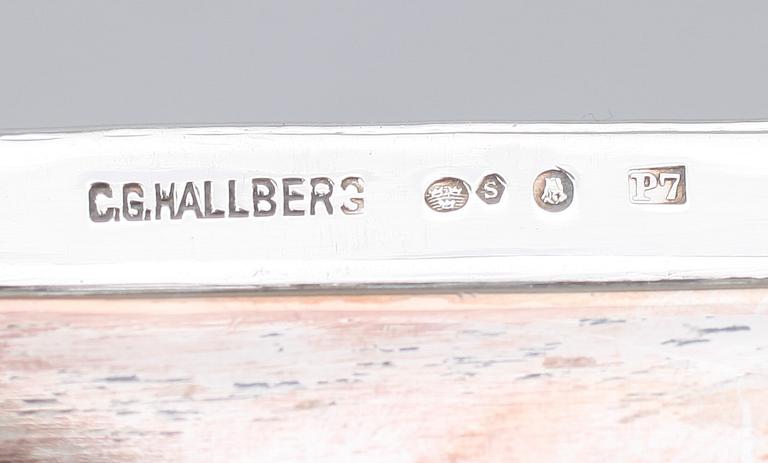 DOSOR, 3 delar, silver, C.G Hallberg, Stockholm 1917. Vikt ca 670 g.