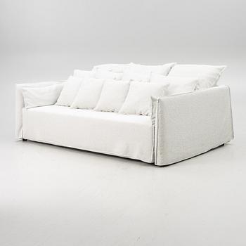 Paola Navone, soffa för utomhusbruk, "Ghost Out 16", Gervasoni, Italien.