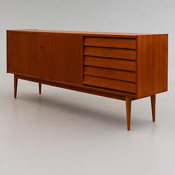 SIDEBOARD, 1900-talets andra hälft.