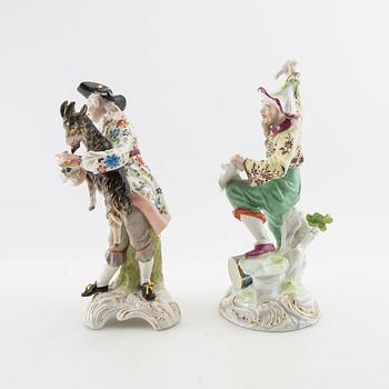 Figurines 2 pcs probably Germany around 1900 porcelain.