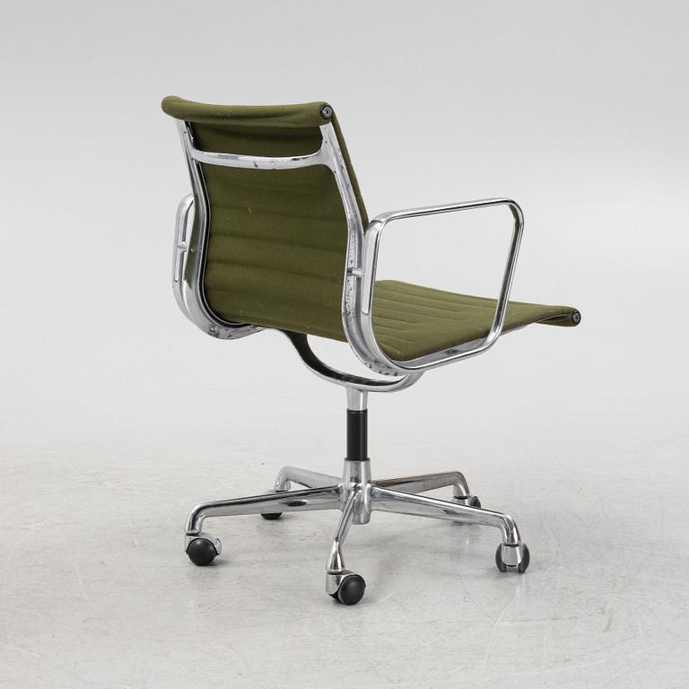 Charles & Ray Eames, an 'EA 117' swivel chair, Herman Miller.