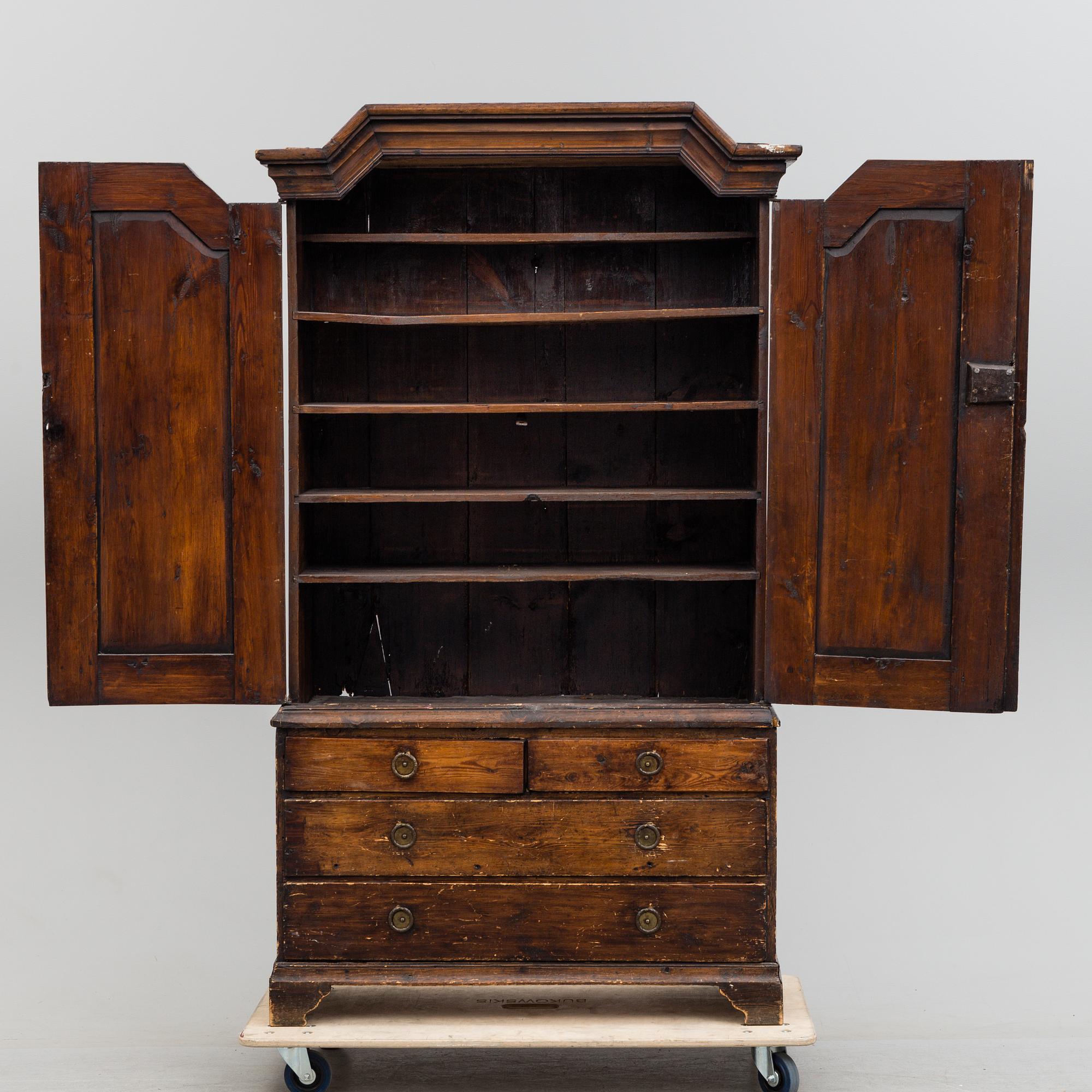 SKÅP, barocktyp, 1700/1800-tal.