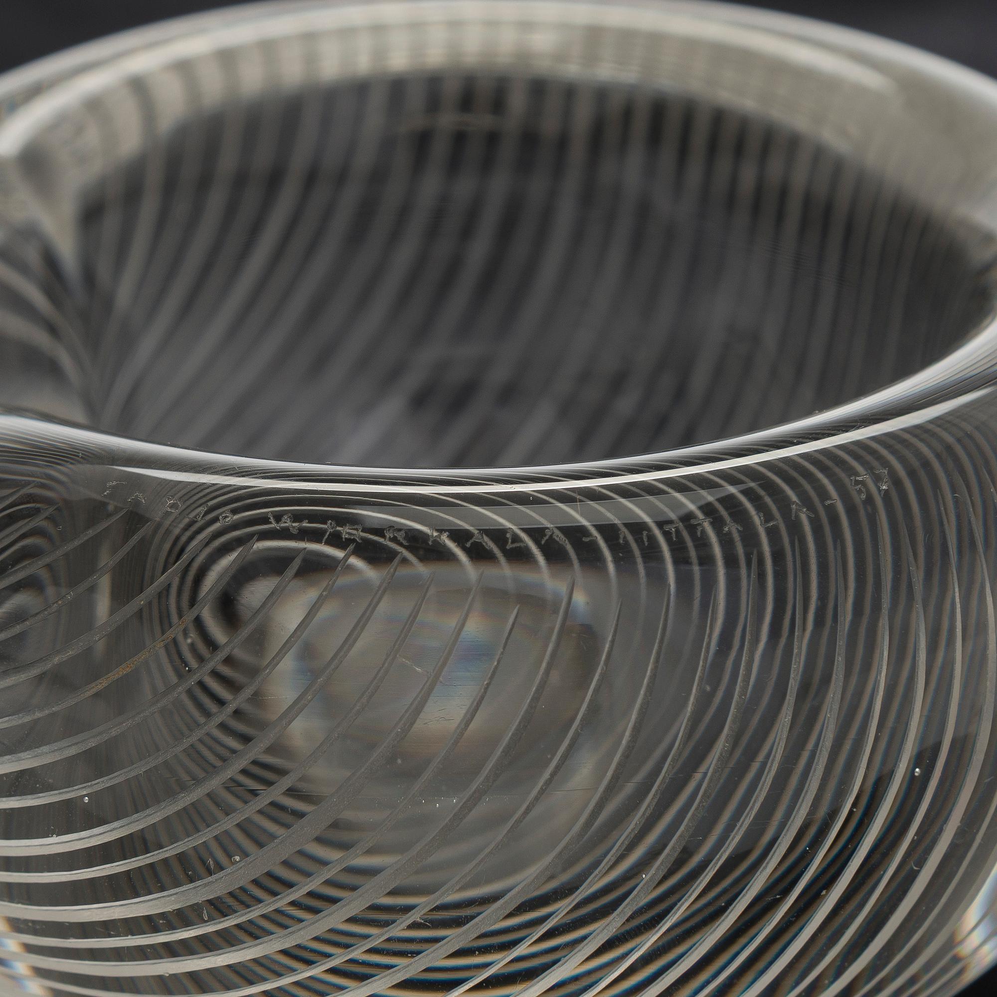 Tapio Wirkkala, a model 3327 glass bowl, signed Tapio Wirkkala Iittala -57.