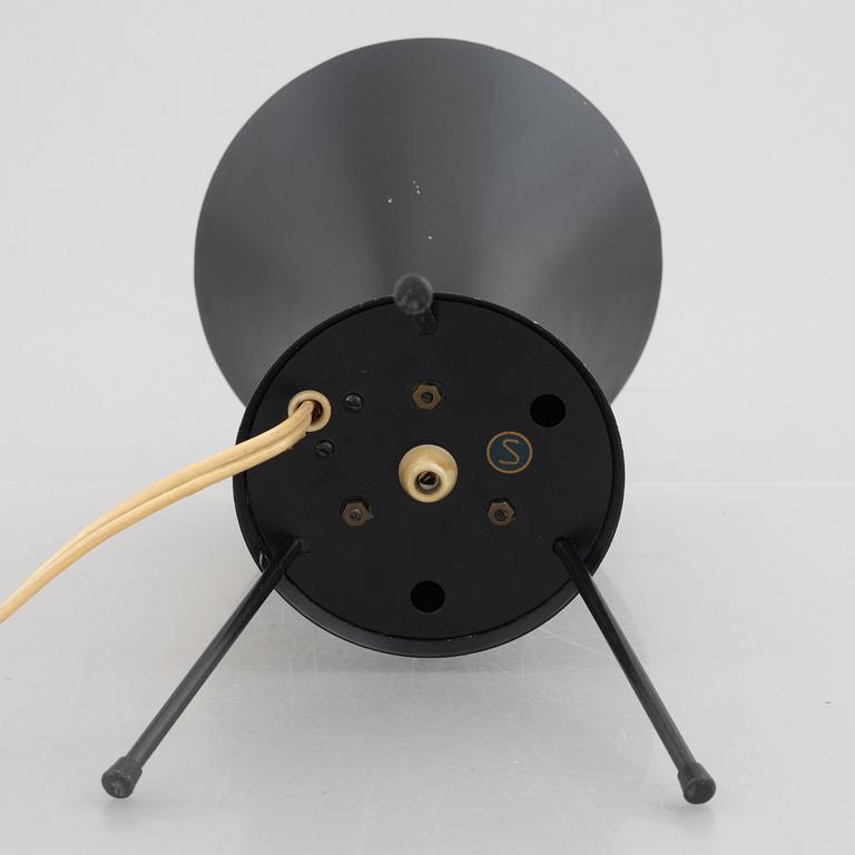 Bergboms, a table lamp model "B 32", Malmö, 1950s.