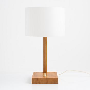 Uno & Östen Kristiansson, a wall light and a table light, Luxus, Vittsjö, Sweden.