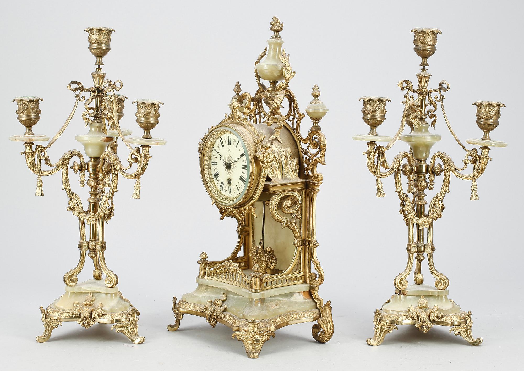 BORDSGARNITYR, 3 delar, omkring sekelskiftet 1900.