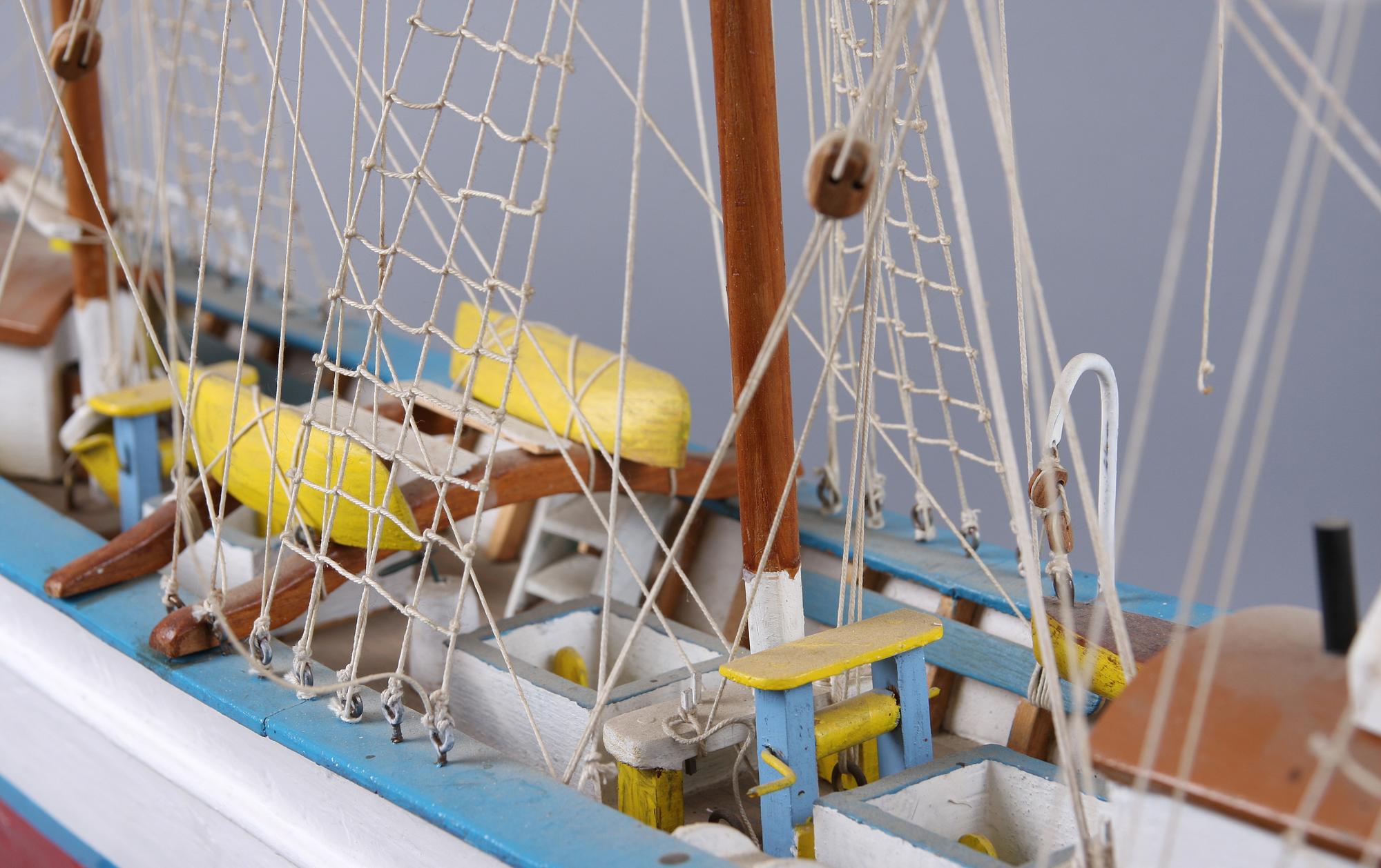 BÅTMODELL, 1900-talets andra hälft.