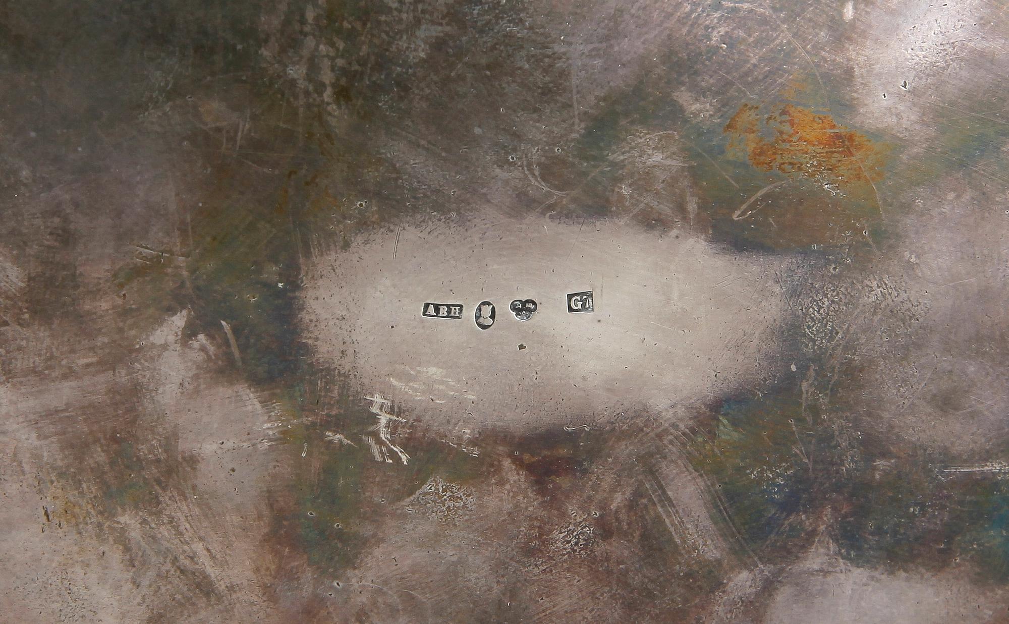 SOCKERSKRIN, silver, August Albrekt Paulsson, Stockholm, 1909. Vikt ca 571g.