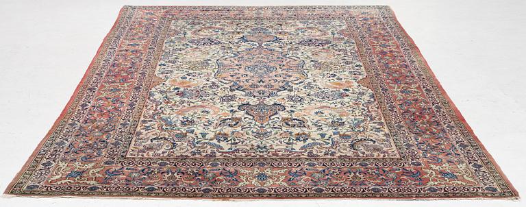 A semi-antique Isfahan carpet, central Iran, c. 325 x 210 cm.