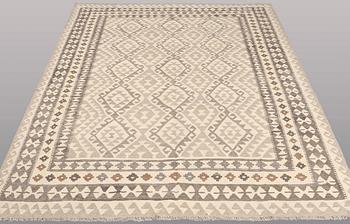 MATTA, Kelim, ca 274 x 197 cm.