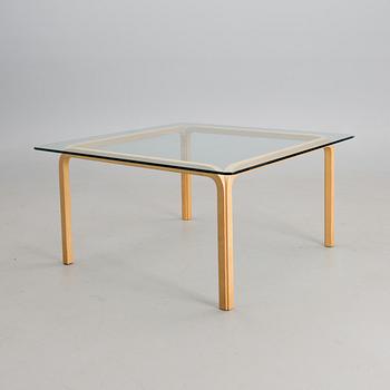 ALVAR AALTO, soffbord modell Y805, Artek 1980-tal.