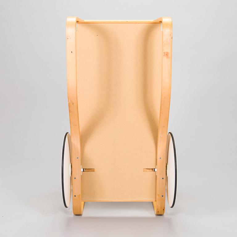 Alvar Aalto,  serveringsvagn 901, Artek, 1900-talets slut.