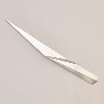 A sterling silver letter knife, mark of Rolf Lindståhl, Stockholm 2000.