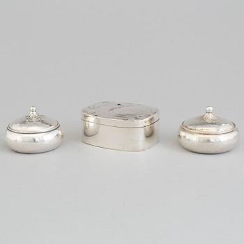 Three Art Nouveau silver and parcel-gilt snuff boxes, Stockholm and Copenhagen 1917-1919.