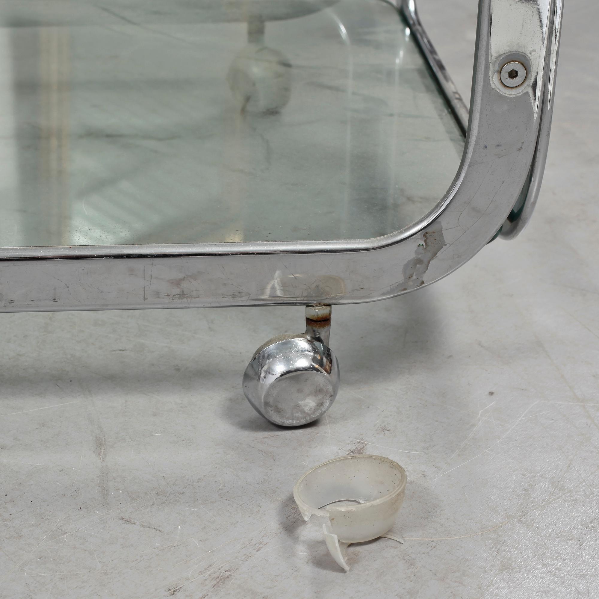 SERVERINGSVAGN, 1900-talets andra hälft.