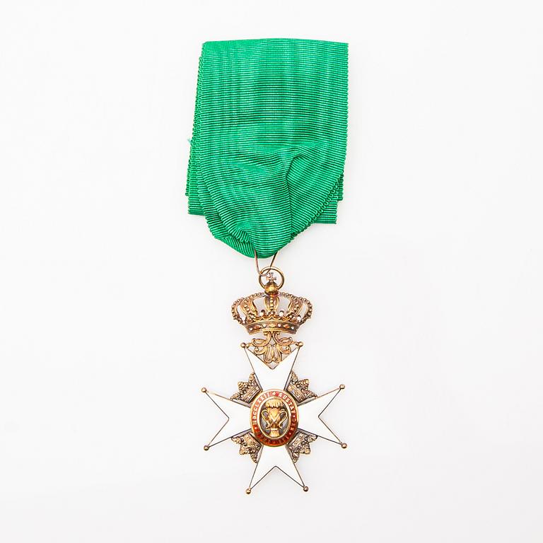 Sweden, knight's badge, gold 18k. CF Carlman, Stockholm, 1952.