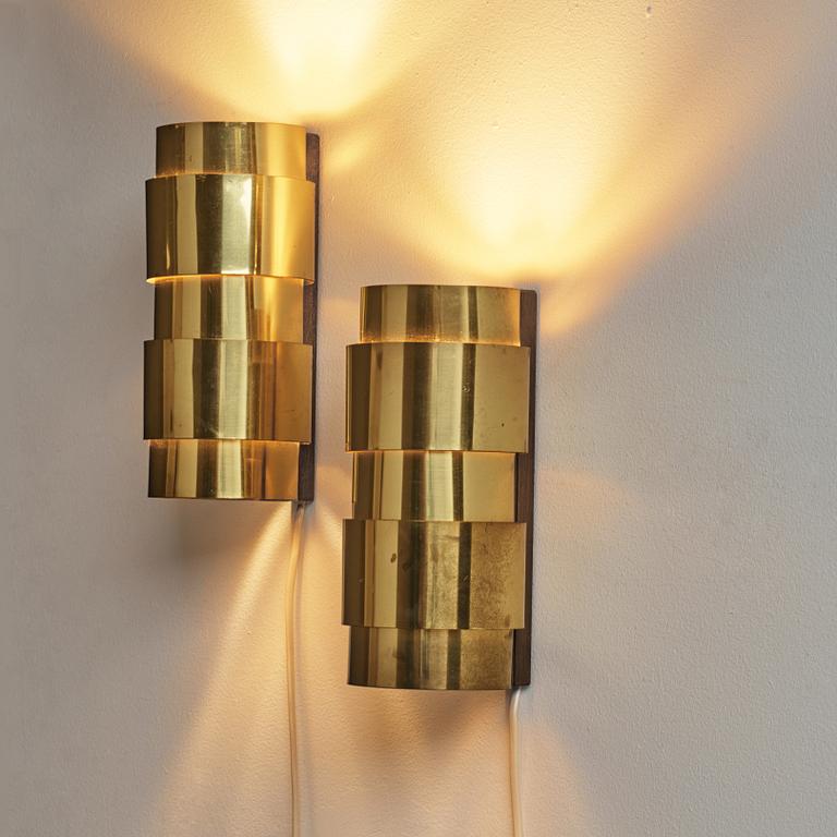 A pair of 'Aristokrat' brass wall lights, Fröseke AB Nybrofabriken, 1960's.