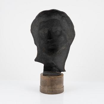 A iron sculpture, 20th century.