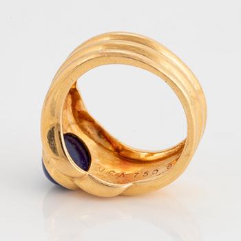 An 18K gold and lapis lazuli Van Cleef et Arpels ring.