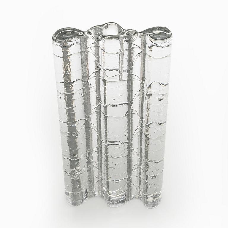 Timo Sarpaneva, an art object, model 3145, from the 'Archipelago' series, signed Timo Sarpaneva Iittala.