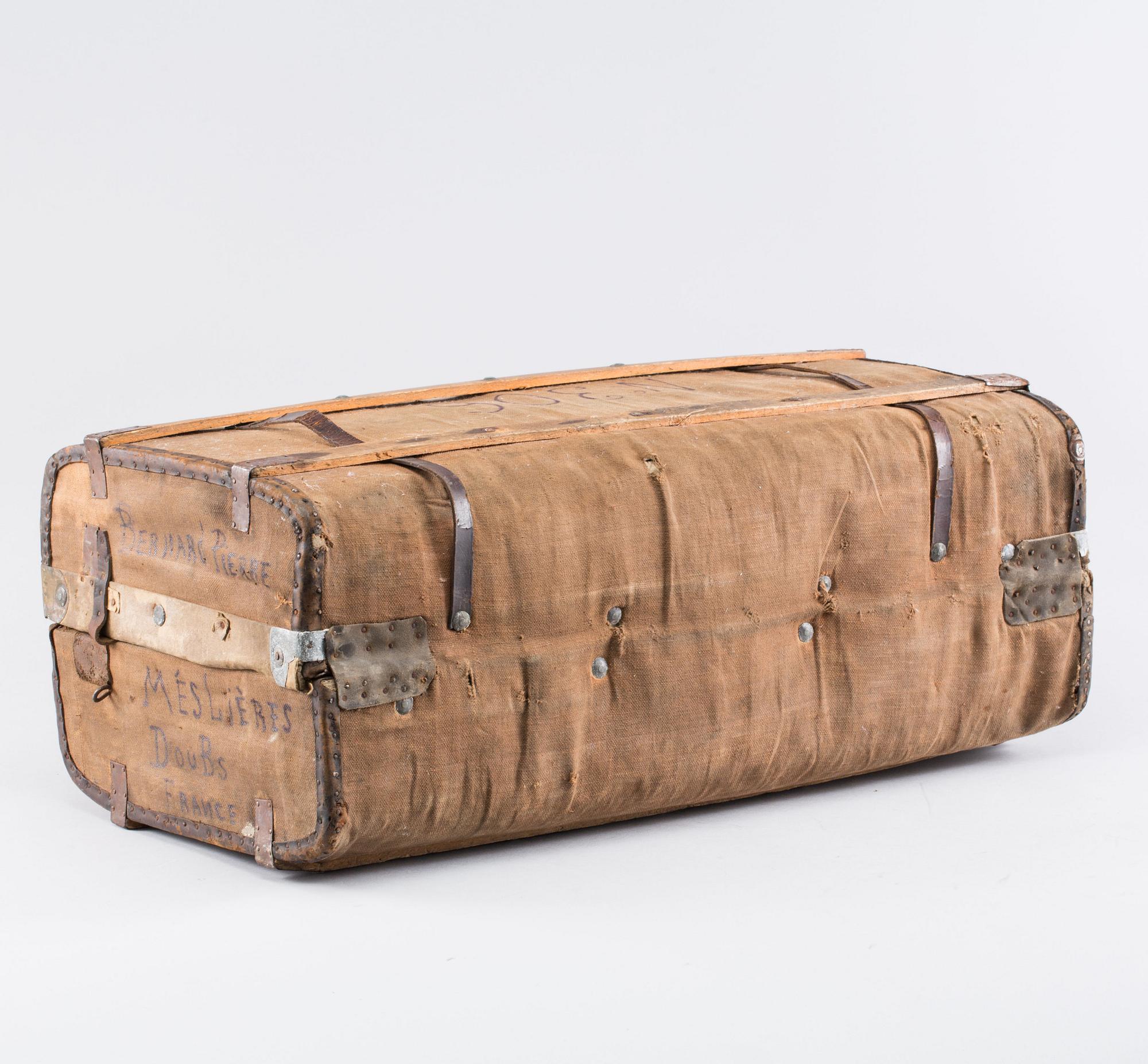 A FRENCH LEATHER CASE, 19th century.