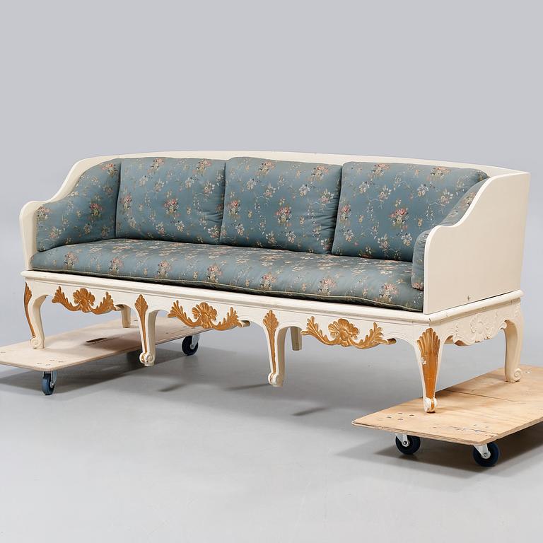 A provincial rococo sofa from the 18th century.