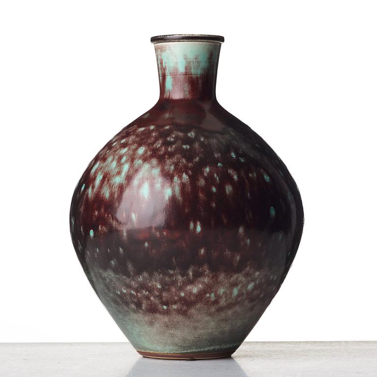 Berndt Friberg, a stoneware vase, Gustavsberg studio, Sweden 1960.