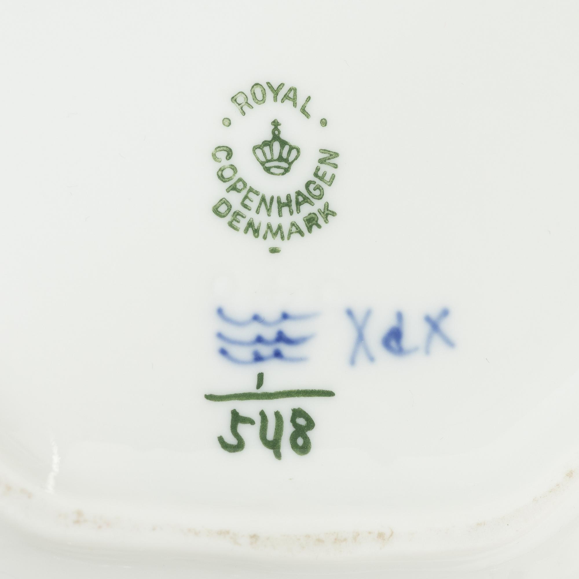 Royal Copenhagen, Six Leaf-shaped 'Musselmalet' dishes, Denmark, 20th century.