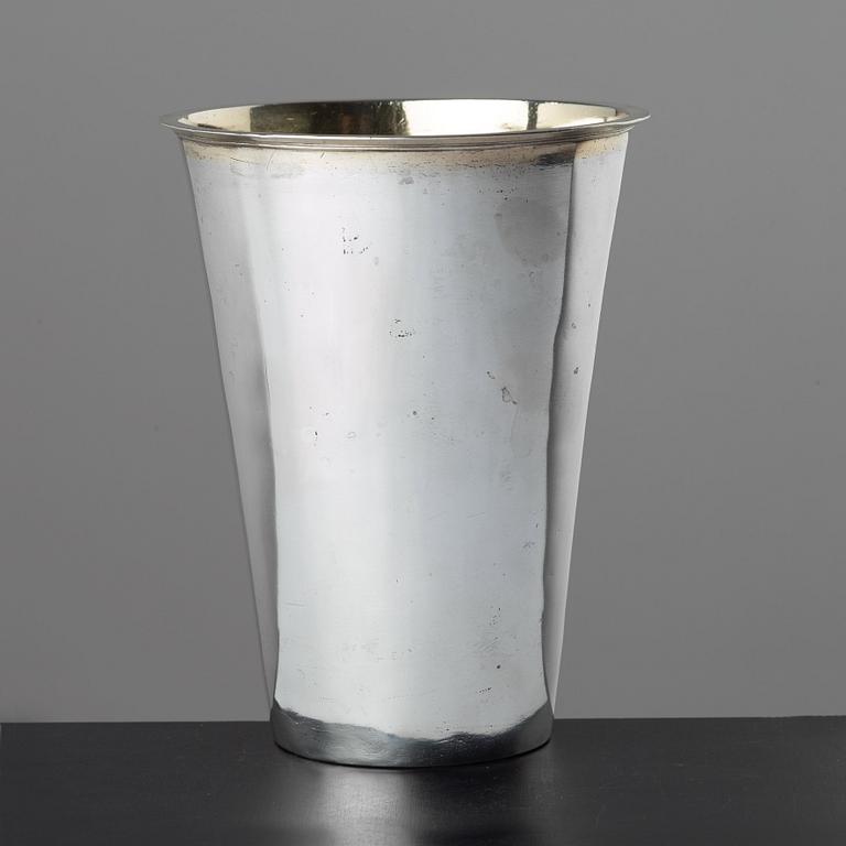 A Swedish early 18th century parcel-gilt silver beaker, mark of Henning Petri, Nyköping 1701.