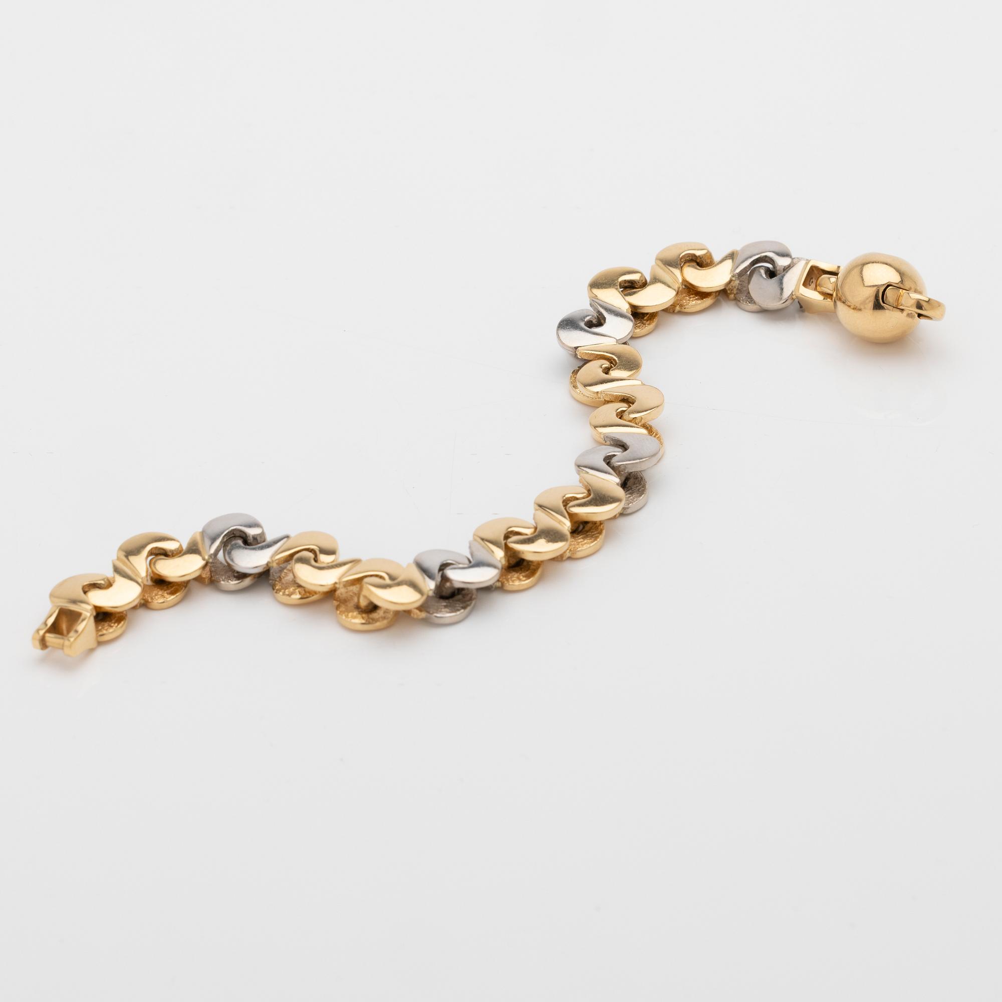 18k gold bracelet with a diamond, Per Borup Design, Denmark.
