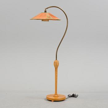 A 1940's floor lamp.