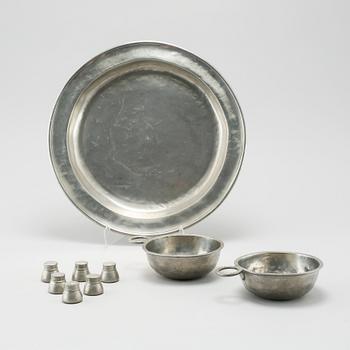 9 pieces of pewter, 18th and 19th century.