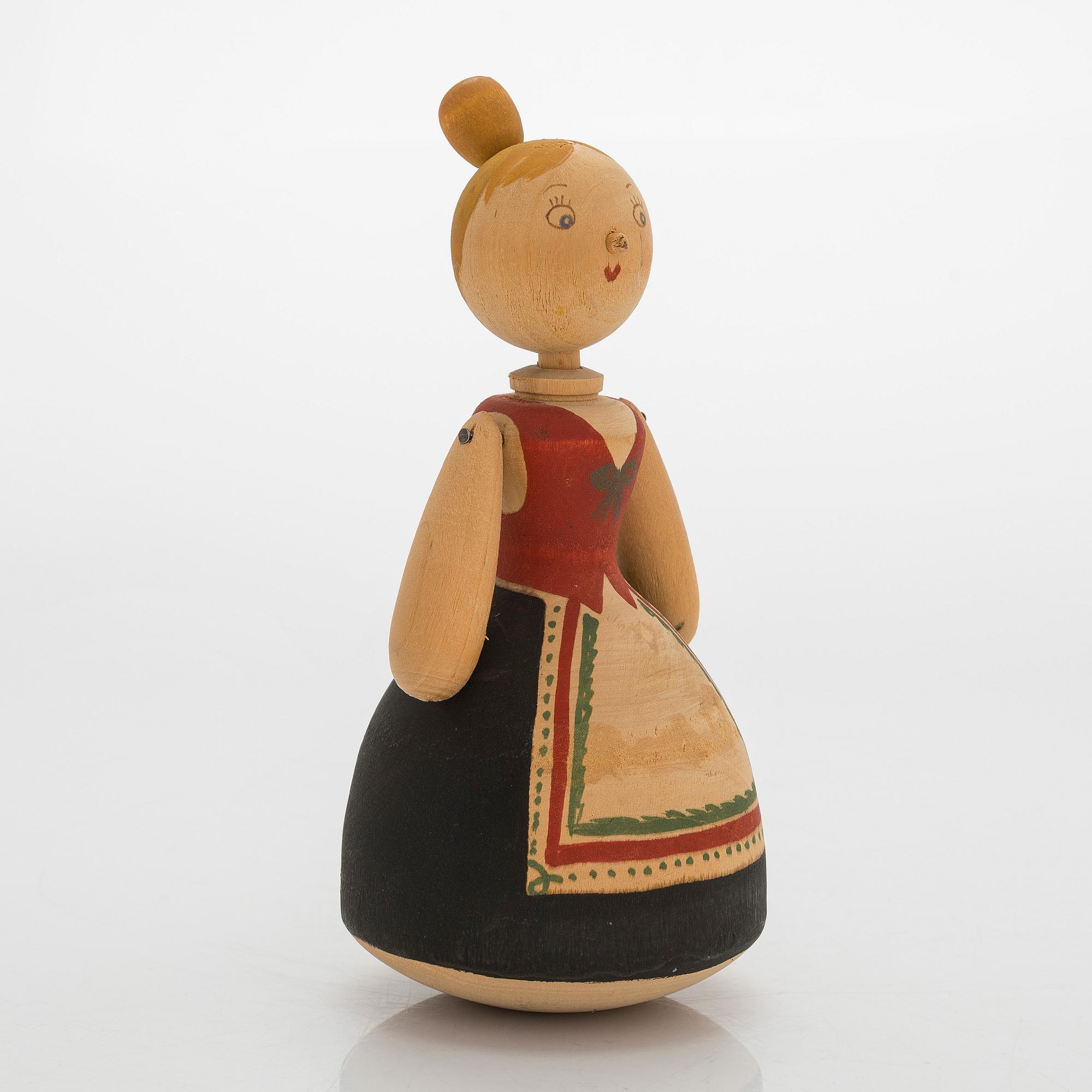 Kaj Franck, A 1940s wooden doll "Toto".