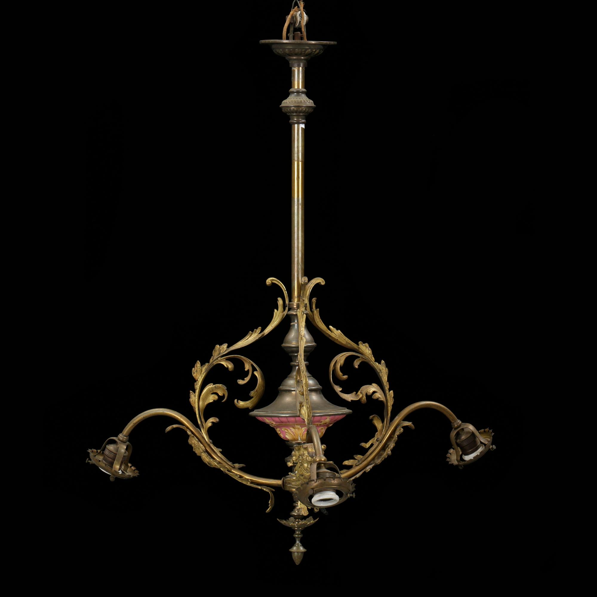 TAKLAMPA, omkring 1900. Höjd ca 84 cm.