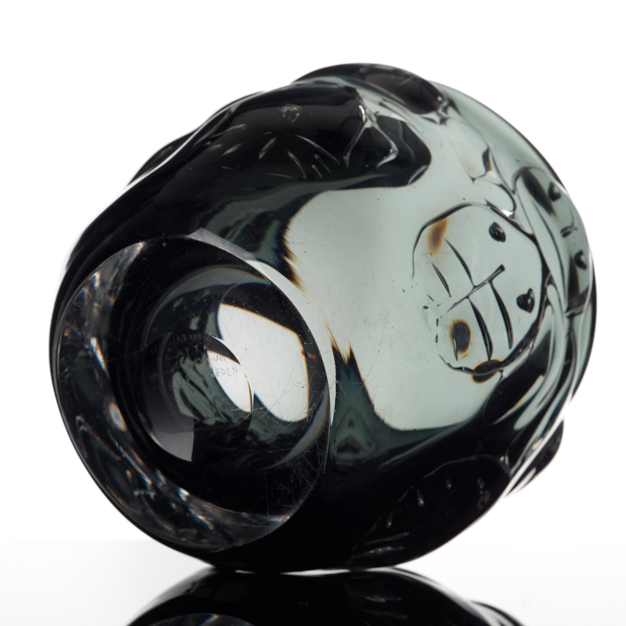 Bengt Edenfalk, A "Talatta" glass vase, Skruf glasbruk, Sweden 1962.