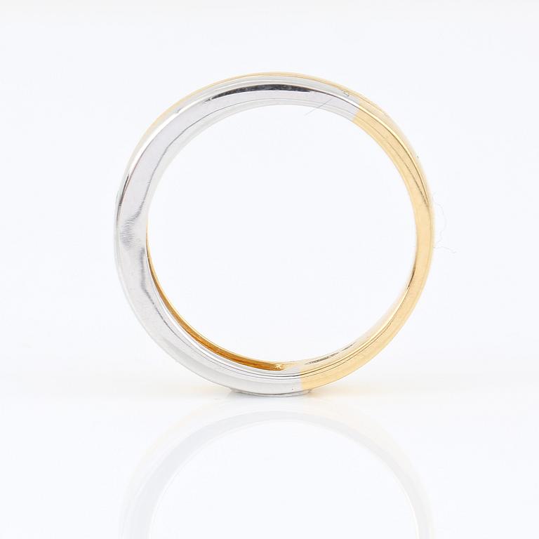 RING, Bliss, Italien, 18K gul/vitguld, två sammansatta band med diamant ca 0.01.