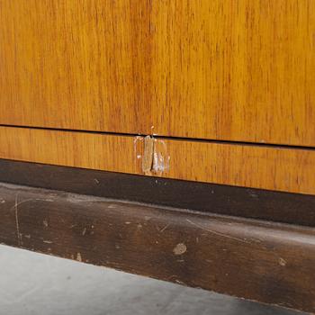 Chest of drawers, first half of the 20th century.