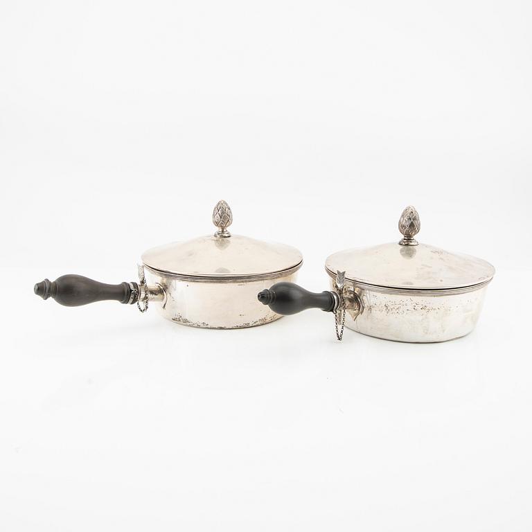 A Swedish 20th century set of two silver dishes and cover mark of B Erlandsson Kristianstad 1911 weight 1822 grams.