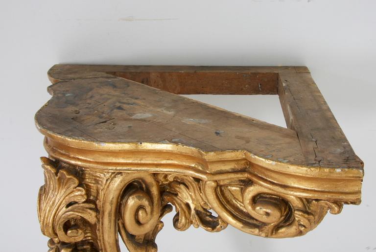 HÖRNKONSOLBORD, nyrokoko, 1800-talets andra hälft.