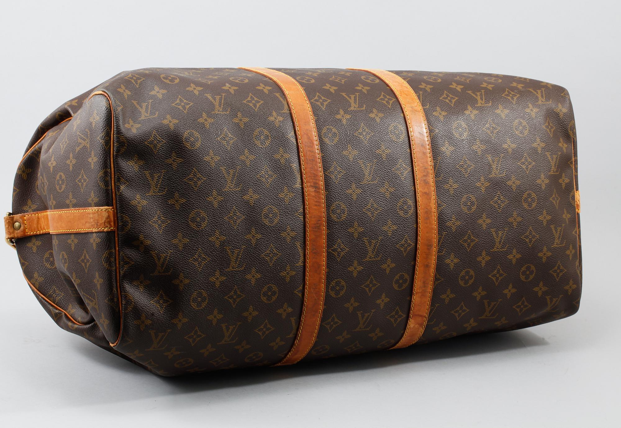 VÄSKA, "Keepall Bandouliere 55", Louis Vuitton.