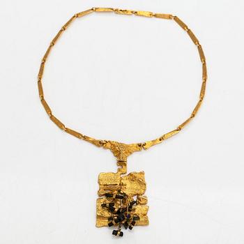 Björn Weckström, A 18K gold and tourmaline necklace "Flowering wall". Lapponia 1971.