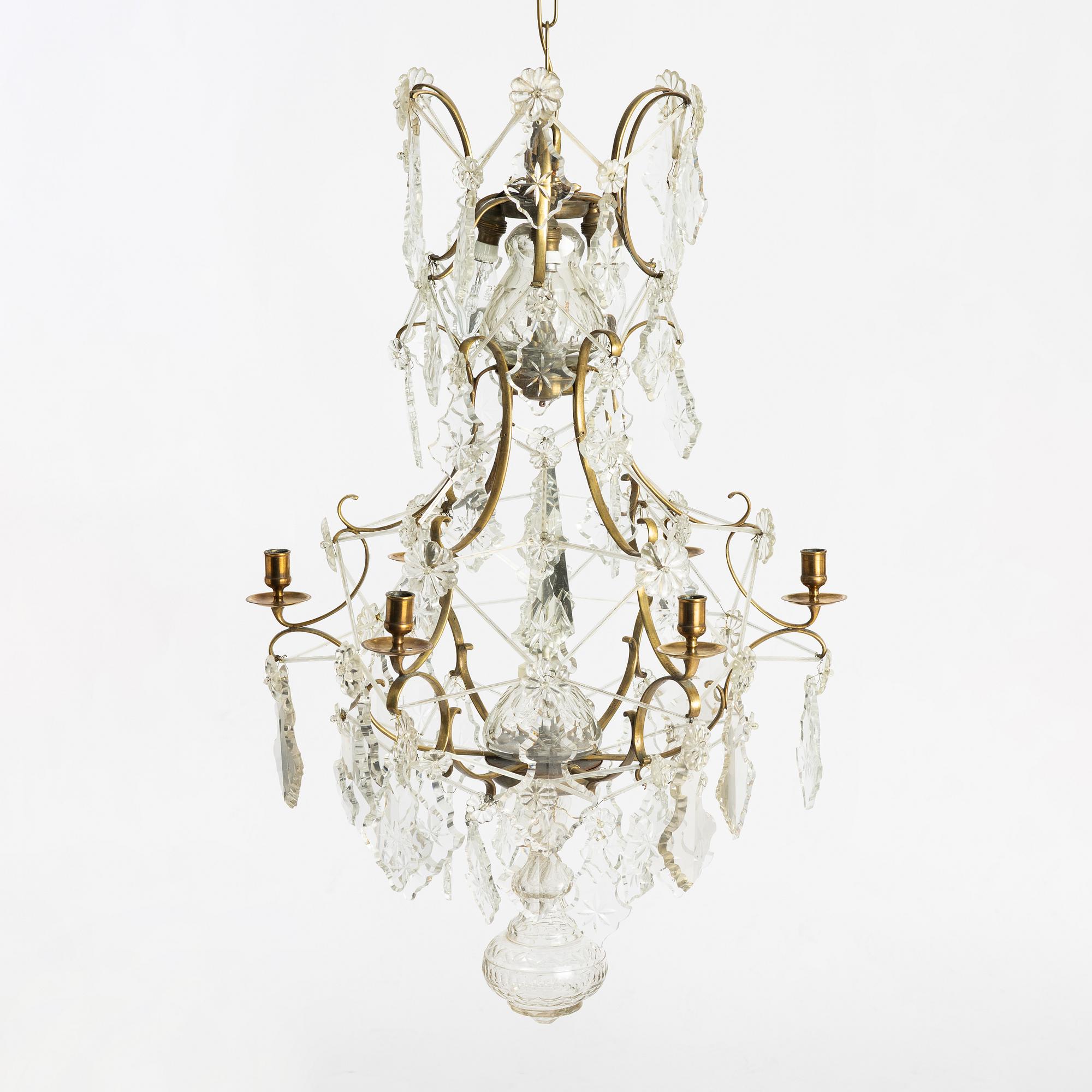 A Rococo style chandelier, 19th century.