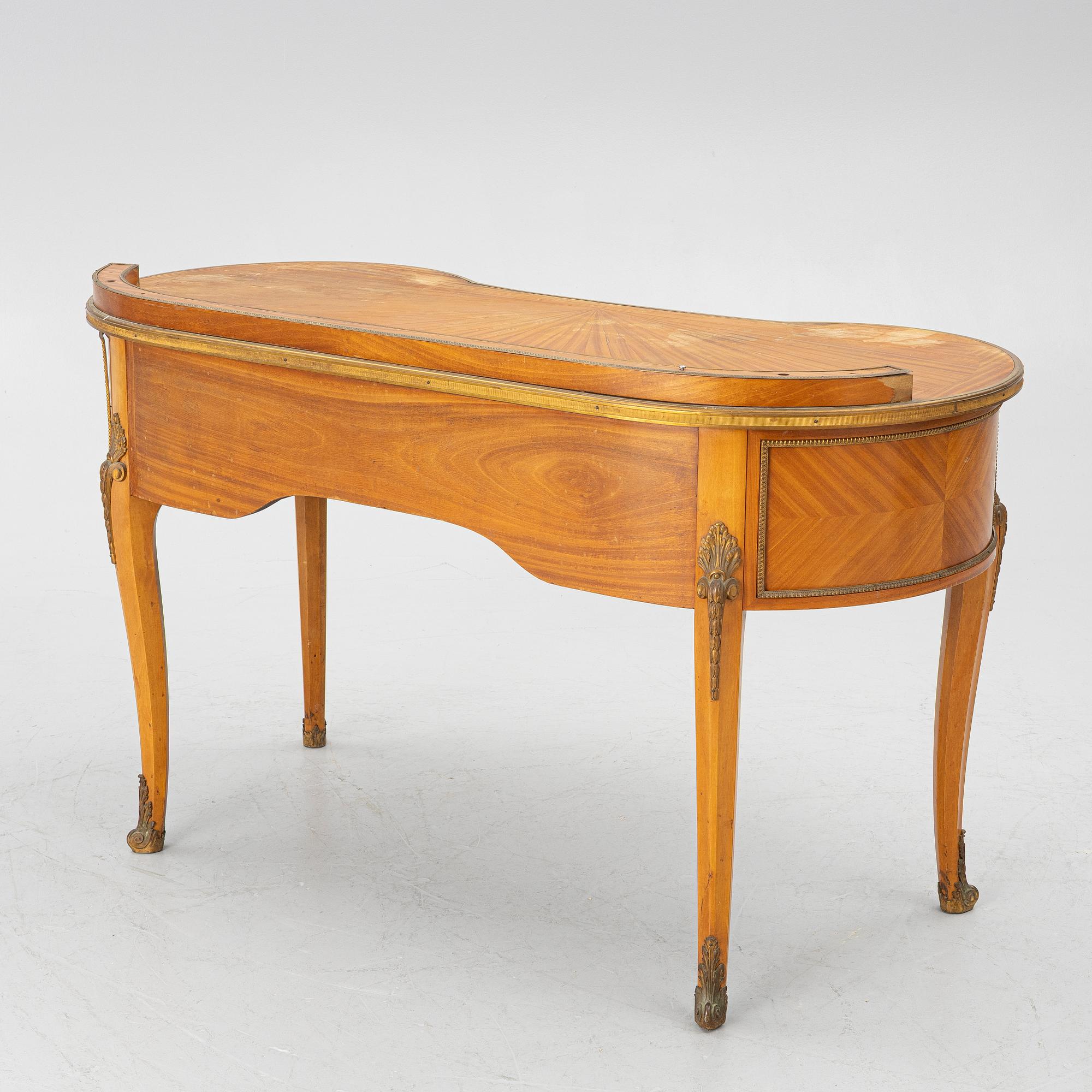 Skrivbord, Louis XVI-stil, tidigt 1900-tal.