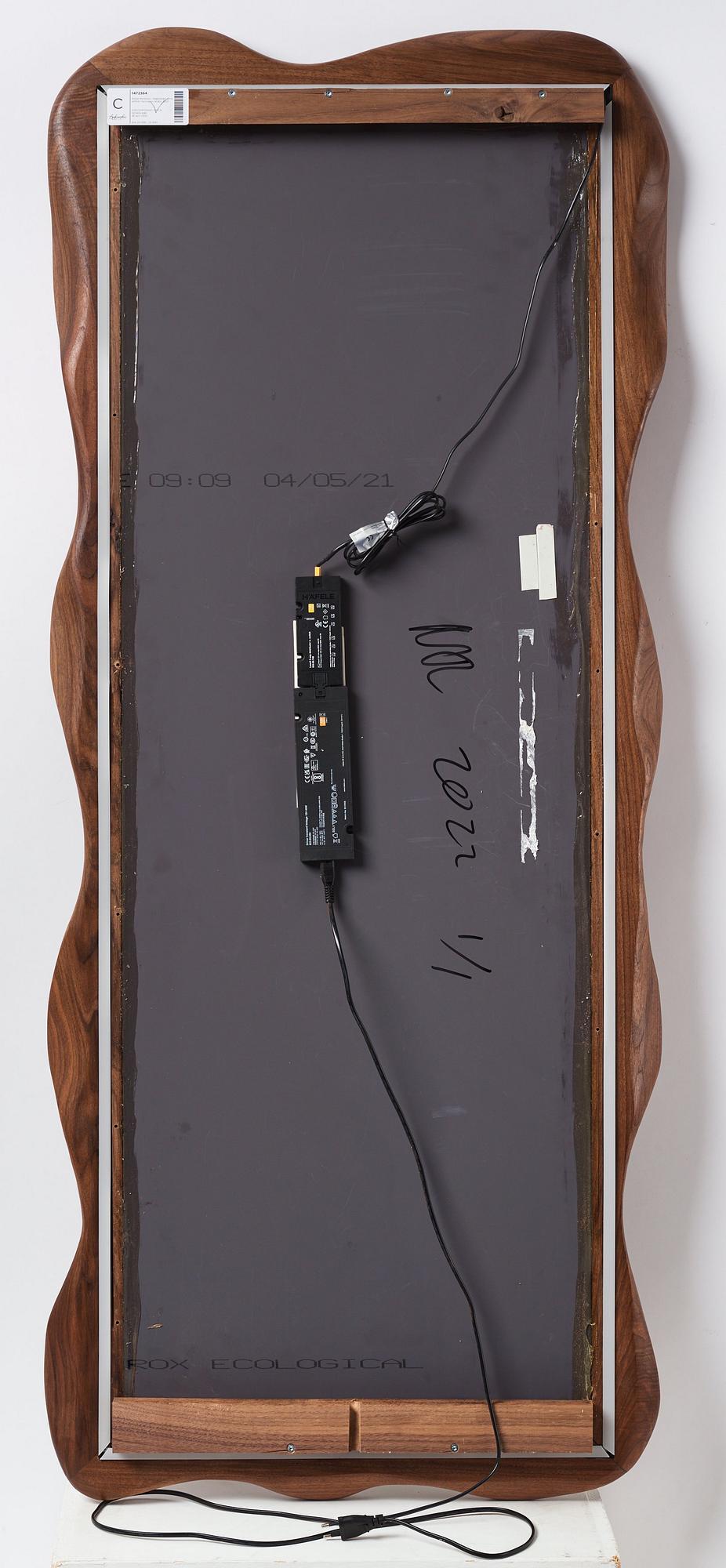 Niklas Runesson, väggspegel, unik, ed. 1/1, utförd i hans egen studio, 2022.