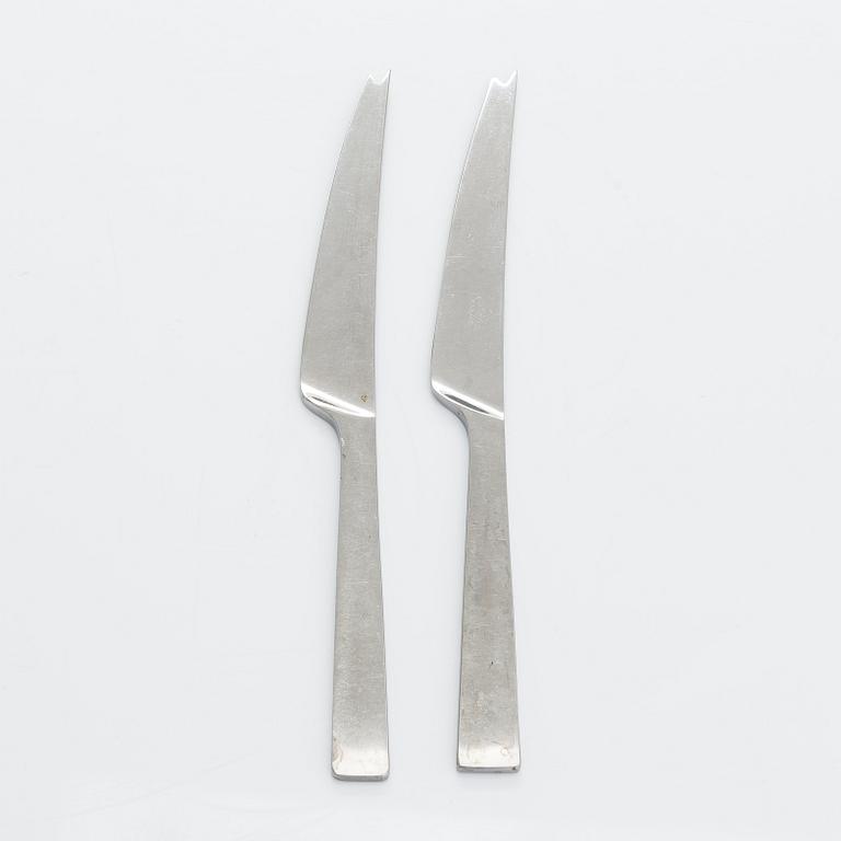 Beretl Gardberg, cutlery 56 pcs, and a lidded bowl, stainless steel, Sorsakoski, Fiskars, latter half the 20th century.